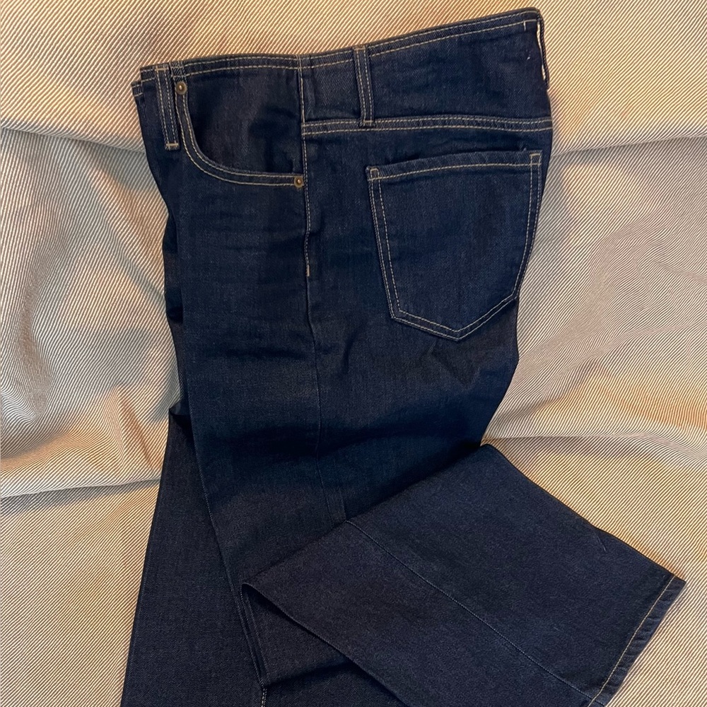 No Boundaries Women’s wide leg Jeans in Deep Indigo